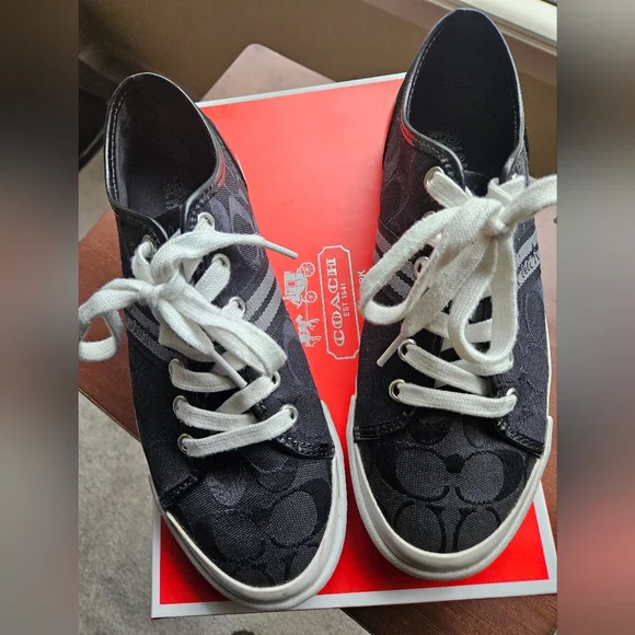 Coach "Folly" Black White Signature Jacquard/Patent Black Leather Sneakers-8M - Picture 2 of 9